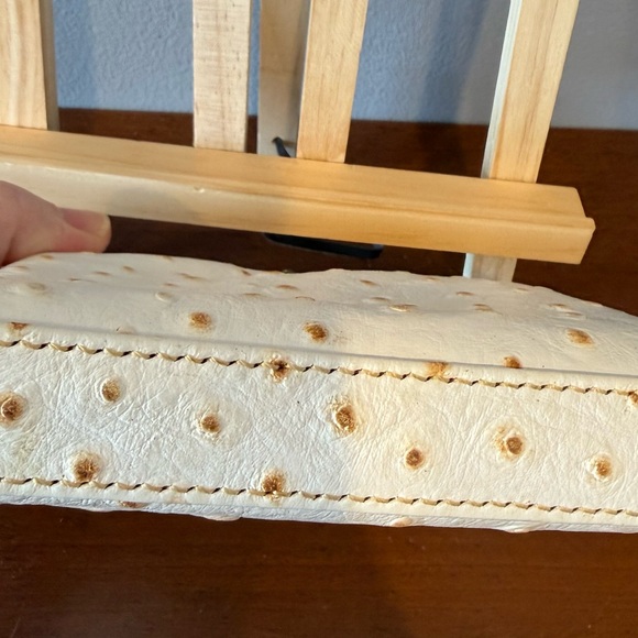 Dooney & Bourke Cream Crossbody Bag with Coin Purse - Picture 10 of 10